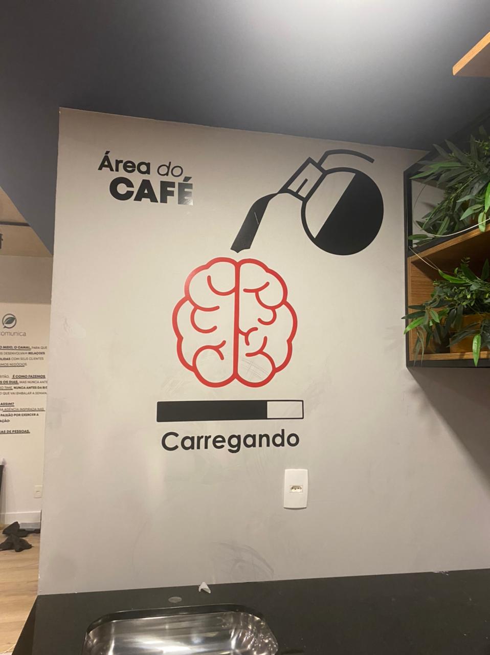 Adesivagem de porta e Parede